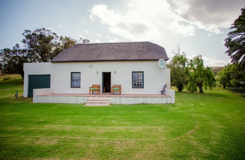 Papiesvlei Hotel | Country Cottage in The Overberg