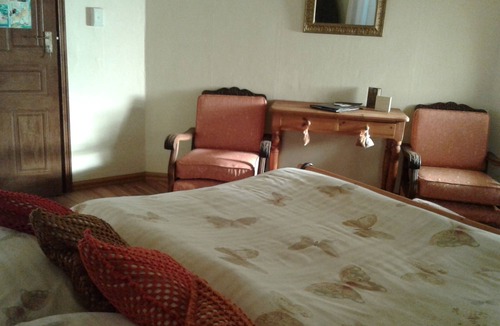 Philippolis House | Country Home Accommodation Sunset Place in Philippolis