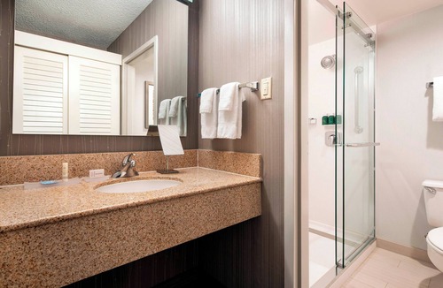 San Bruno Hotel | Courtyard by Marriott San Francisco Airport