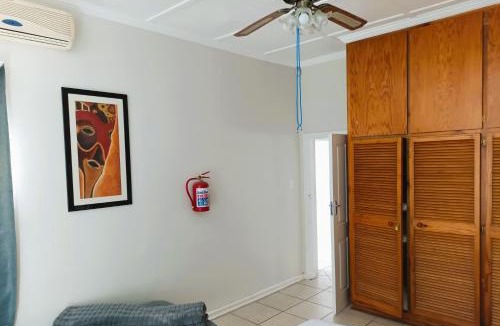 Komani Bed & Breakfast | Courtyard Guest House