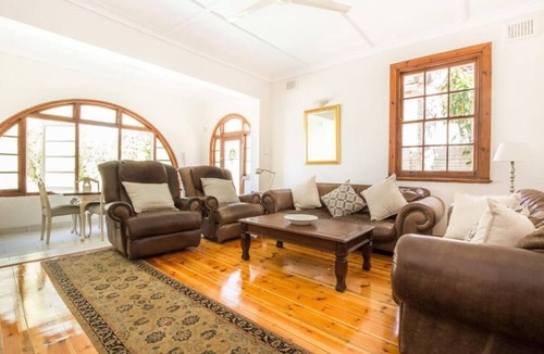 Essenwood Bed & Breakfast | Coweys Corner