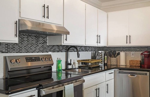 Pacifica Apartment | -Cozy 2BR Retreat w/Mountain Views & Private Deck