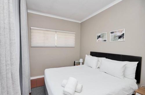 Waterkloof Glen Apartment | Cozy Apartment close to Menlyn