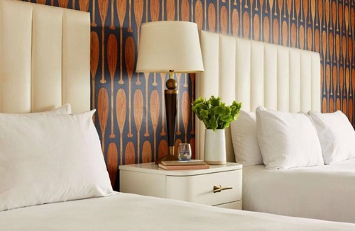 Jack London District House | Cozy Boutique Room Nestled in Oakland's Jack London Square !