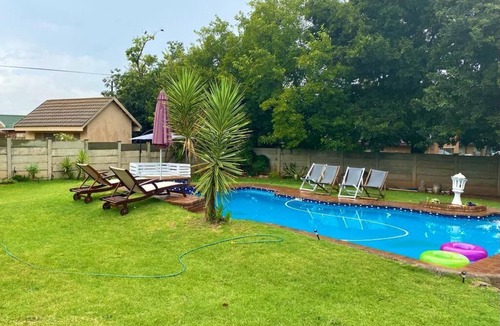 Randfontein House | Cozy Budget Standard Room with Pool