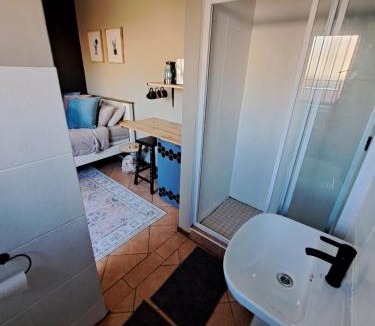 Centurion House | Cozy City Studio Escape