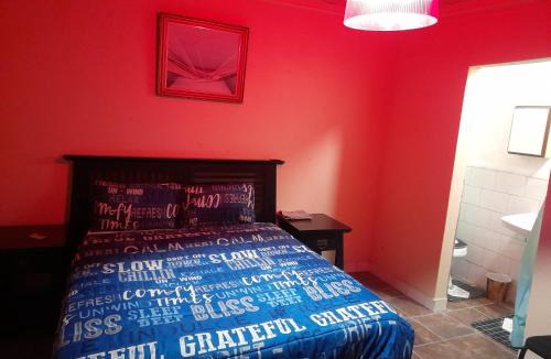 Springs House | Cozy guesthouse springs