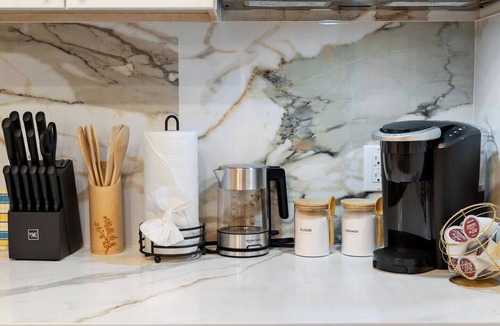 Pacifica Apartment | Cozy Modern Pacifica Studio near SFO Monthly Stays