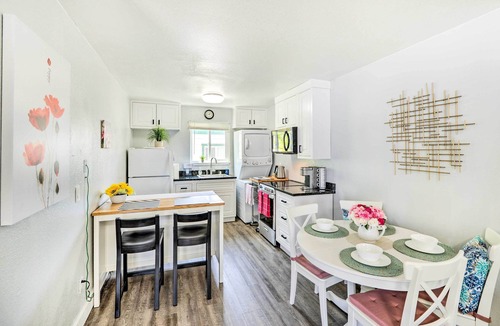Downtown Monterey Apartment | Cozy Monterey Apartment - Walk to Wharf & Dtwn!