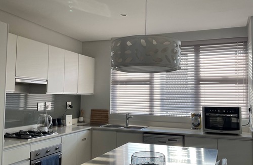 Hillhead Apartment | Cozy Ocean Dune 4 sleeper