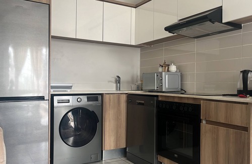 The Willows Apartment | Cozy Pretoria Apartment With City & Garden Views