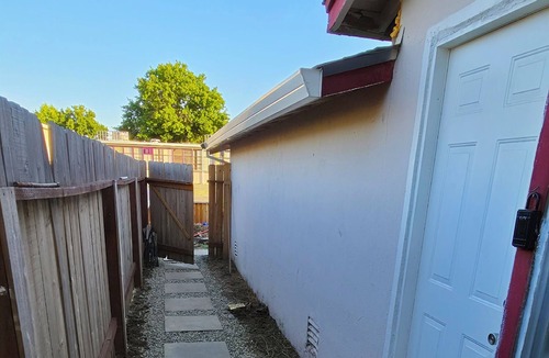 Sacramento Apartment | Cozy Private entrance Suite with private Bathroom in Sacramento
