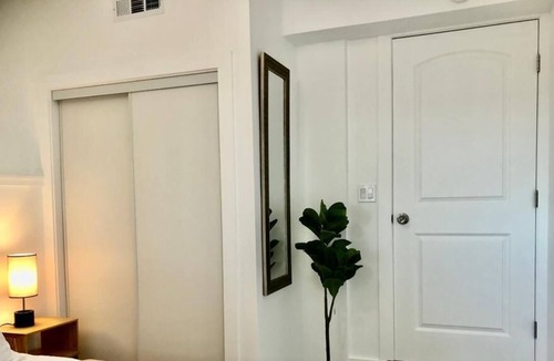 Ashland House | Cozy Serene 1BR Unit with AC & Covered Patio