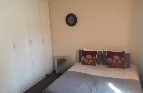 Greater Johannesburg Metropolitan Area Apartment | Cozy studio apartment