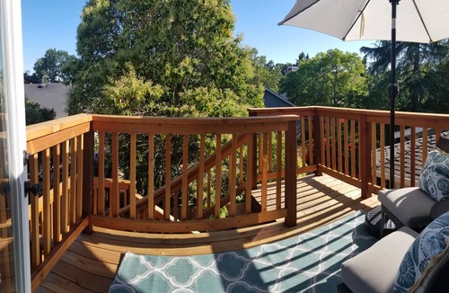 Santa Rosa Apartment | Cozy Studio w/Private Balcony & Treetop Views in Santa Rosa