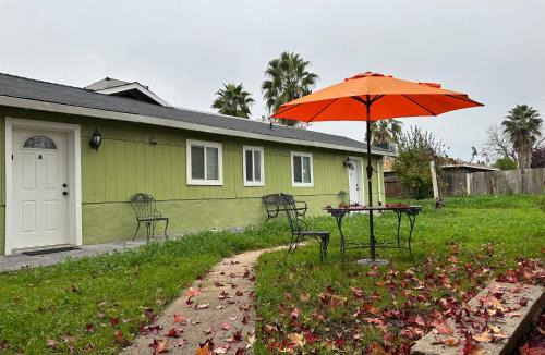 Arden-Arcade House | Cozy suite B