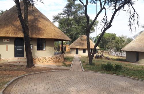 Lanseria Resort | Cradle Moon Lakeside Game Lodge