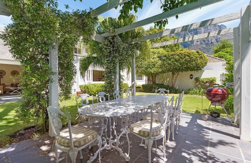 Newlands Villa | Craiglea Newlands - Villa with Pool & Tennis Court
