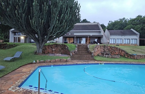 Waterfall House | Crest Farm - Self-catering 2-bedroom, Wi-fi, Views, Swiming Pool