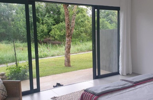Schoemanskloof Apartment | Crocodile Sands River Cabanas