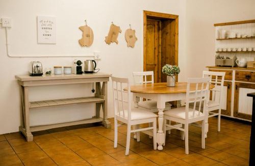 Rosetta House | Crompton Cottage
