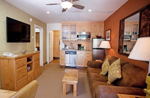 Lakeside Park Cabin | Cross to Heavenly, heart of South Lake Tahoe