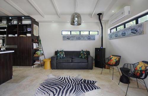 Edgemead Apartment | Crown Comfort - Affordable luxury - Private Heated Pool & Hot Tub Under Roof