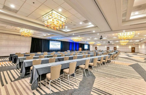 Foster City Hotel | Crowne Plaza Hotel Foster City-San Mateo by IHG