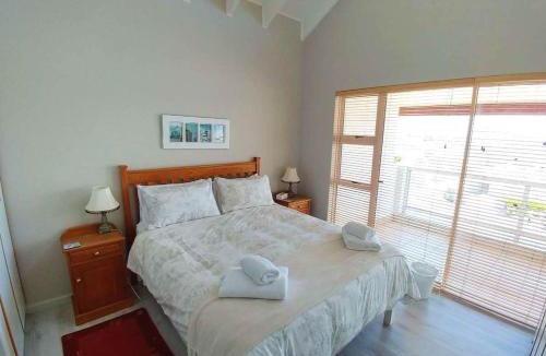 Shelley Point Apartment | Crystal Sea House