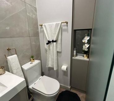 Greater Johannesburg Metropolitan Area Apartment | Dante One Rosebank Apartment