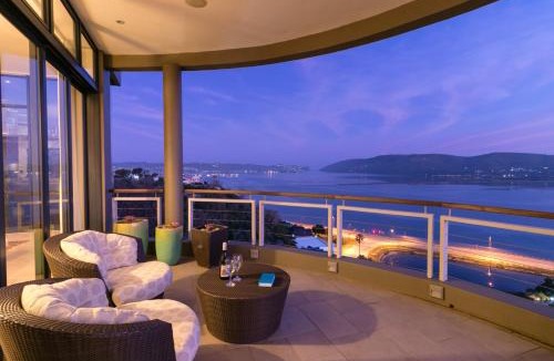 Paradise Villa | Dazzling View, Knysna - Stunning holiday villa with roof deck & 360° views