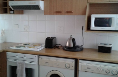 Doonside Apartment | De Lange Self-Catering Holiday Apartment ~ Sleeps 6