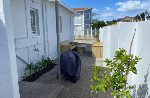 Wilderness Beach Apartment | De Schuit Beach House