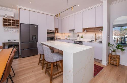 Stellenbosch Central Apartment | De Waal Grandeur Apartment