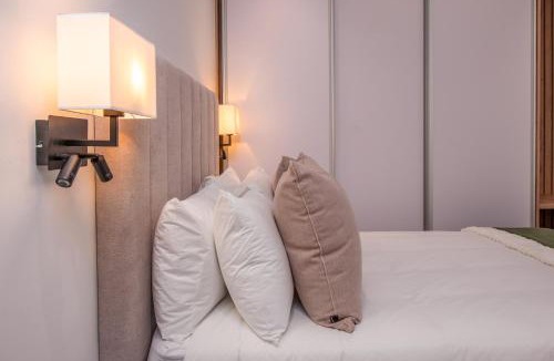 Stellenbosch Central Apartment | De Waal Grandeur Apartment