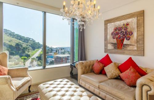 Bo'Kaap Apartment | De Waterkant Luxury by NIVAR