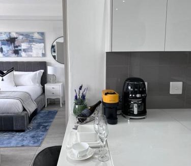 Bedfordview Apartment | Delight Luxurious Apartments