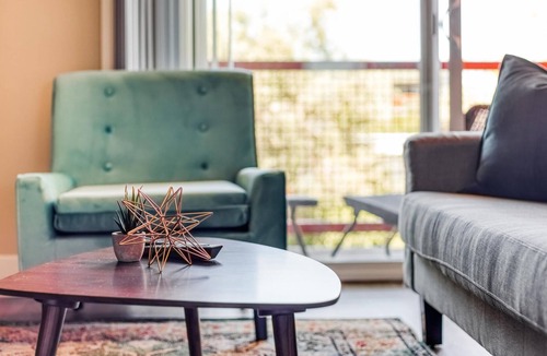 East San Mateo Apartment | Delightful 1BR in San Mateo, Gym + Pool