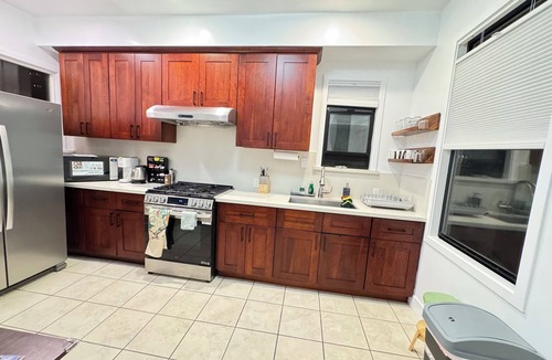 Nob Hill House | Delightful 3-bedroom 1.5 bath house in San Francisco