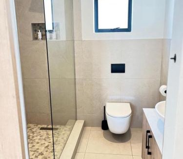 Beacon Bay Apartment | Deluxe dwellings four