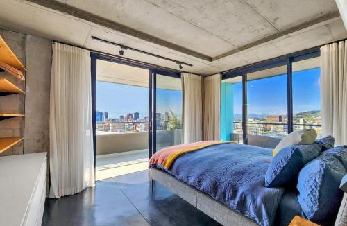 Schotsche Kloof Apartment | Deluxe Mountain View Apartment - 40onL