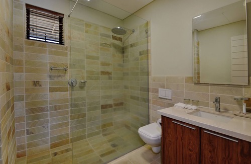 Cloetesville Cabin | Deluxe Room - Ladybird