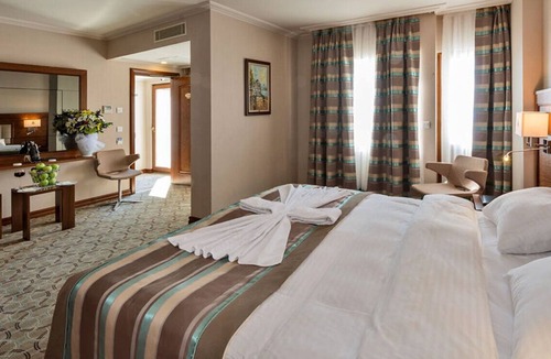 Beyazit House | Deluxe Triple Room in Laleli ( Rental 1107745 )