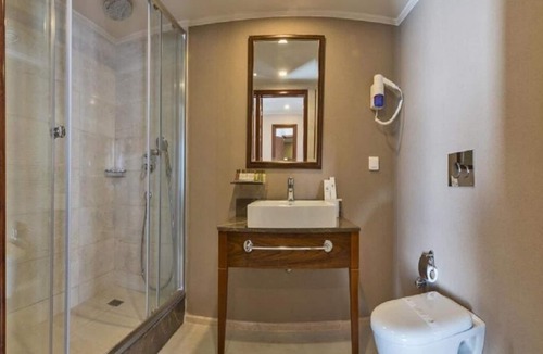 Beyazit House | Deluxe Triple Room in Laleli ( Rental 1107745 )