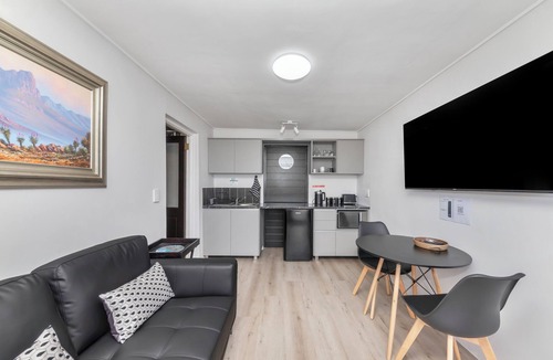 Bloubergstrand Apartment | Demi de Mêlée B, One Bed, Bloubergstrand