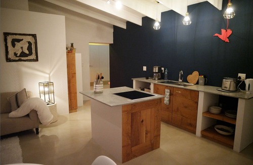 Bloubergstrand Apartment | Designer holiday apartment in private villa solar powered