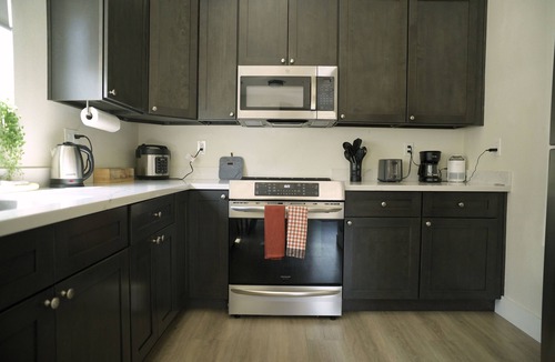 San Jose Apartment | DETACHED ADU: SAN JOSE CITY HALL - SJSU 2B/2B