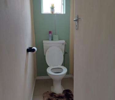 King William's Town Apartment | Diamonds on 2 Patricia Place