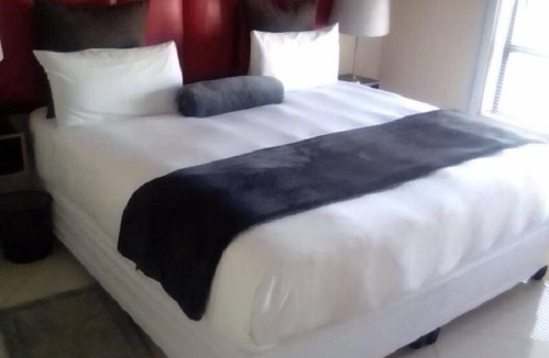 Burgersfort Cabin | Dineos Lodge and Spa
