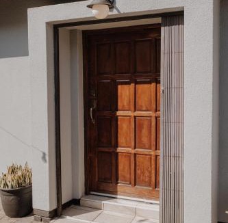 Boksburg Apartment | Dip in, Dip out HQ